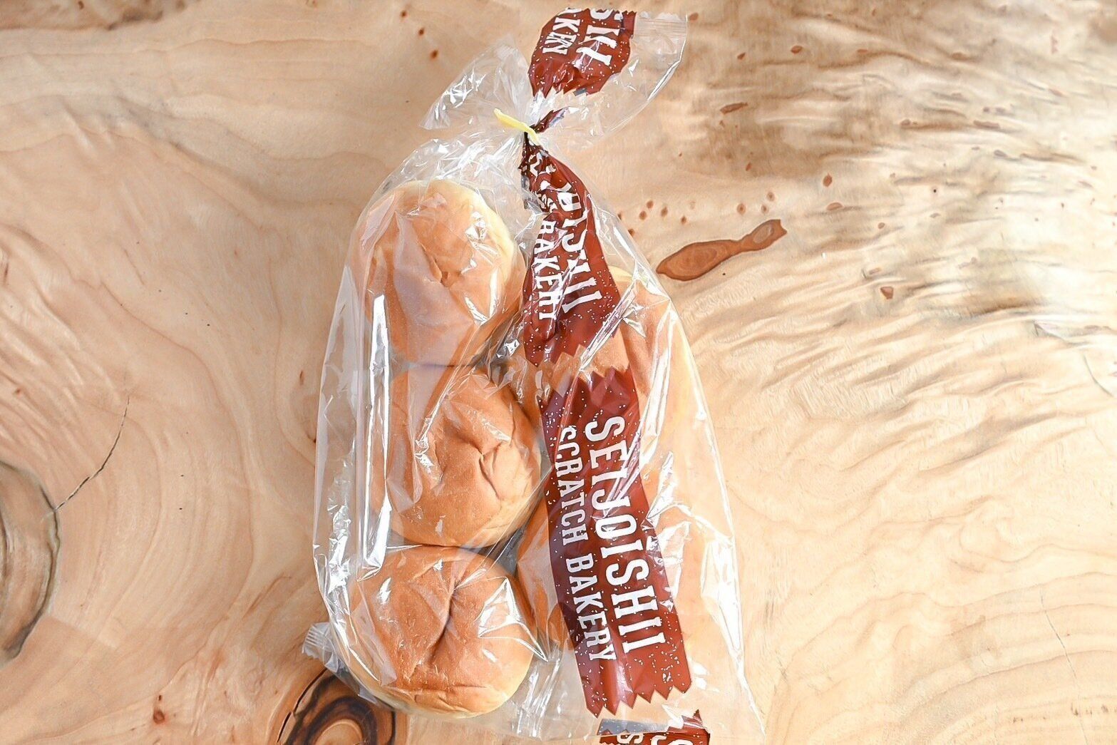 北海道美瑛産小麦とマスカルポーネのバターロール