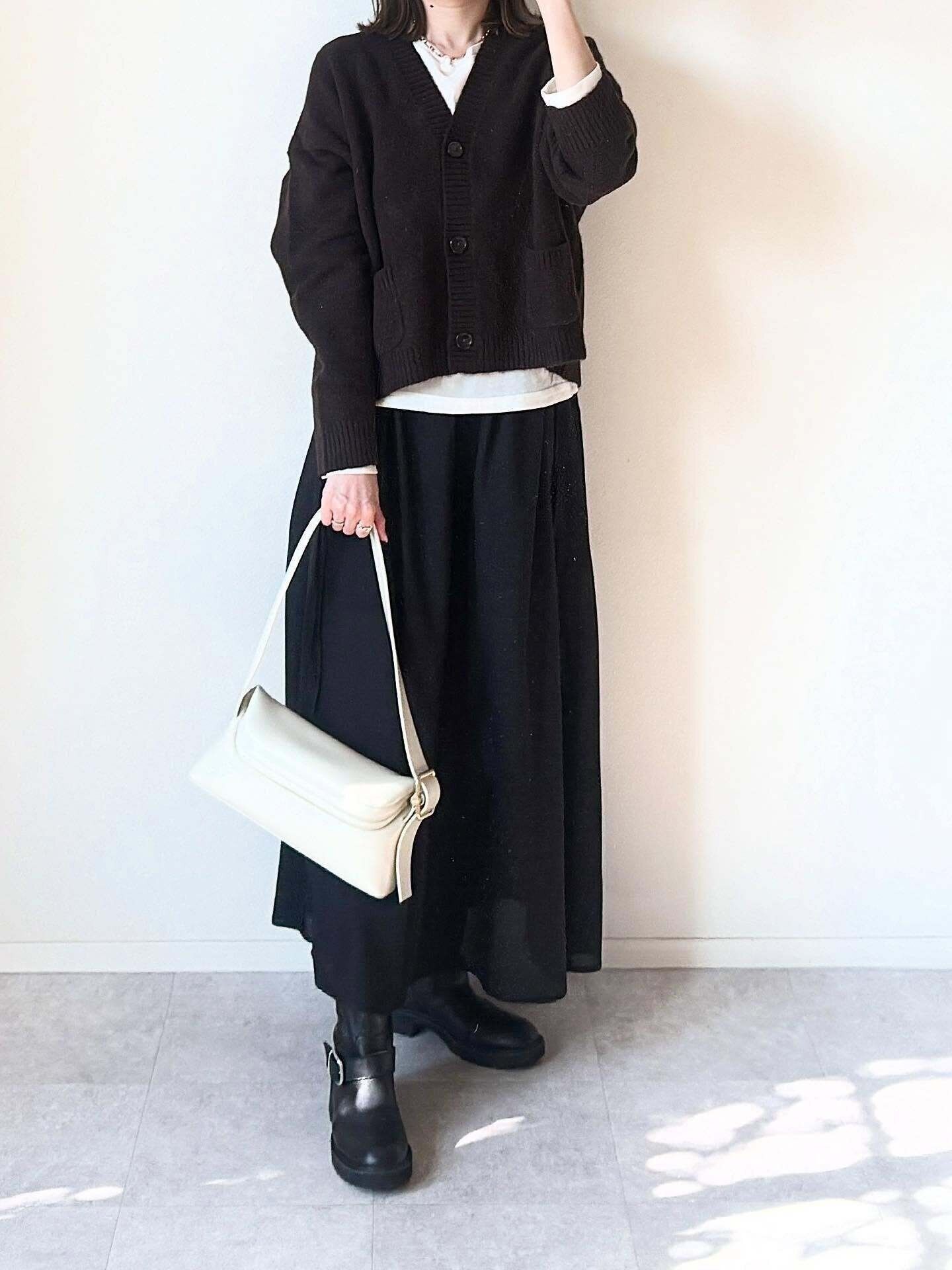 【ユニクロ】帰省や大掃除、新年の挨拶…年末年始に頼れる“40代向け”冬の着回し5大アイテム