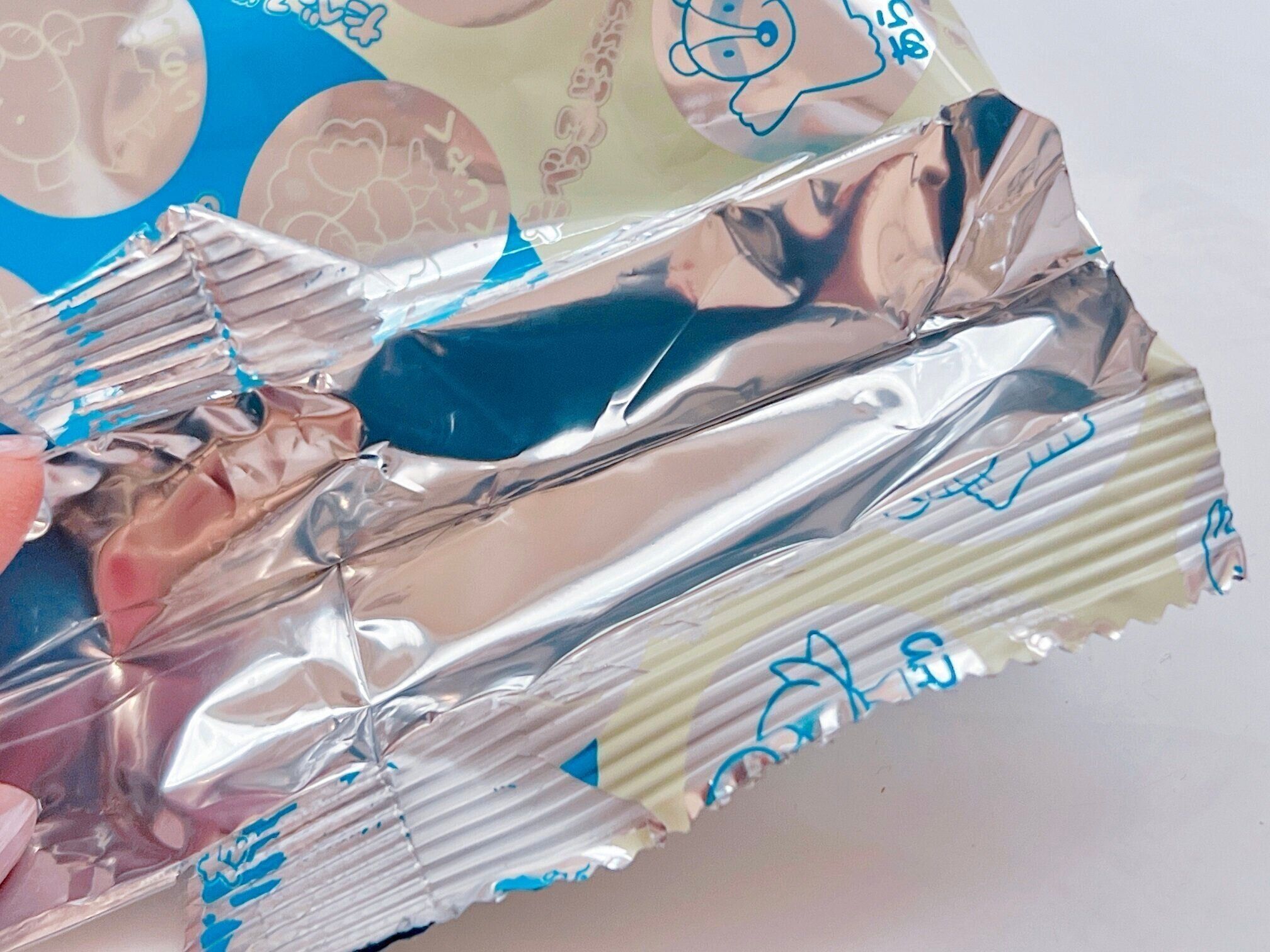 お菓子が湿気てしまうこともなくなる ダイソーのイージーシーラーがとても便利 サンキュ
