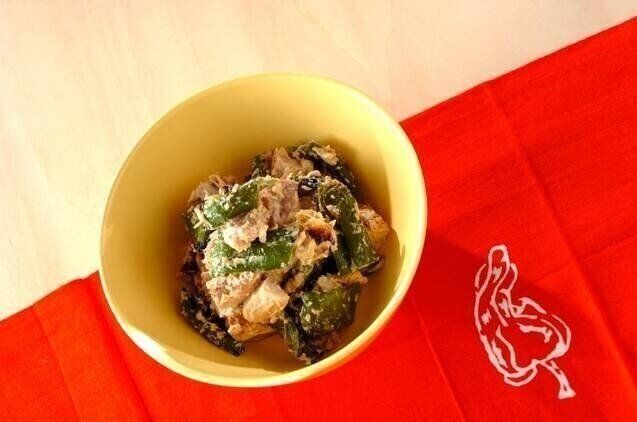 ピーマンと鶏もも肉のクリームチーズ和え