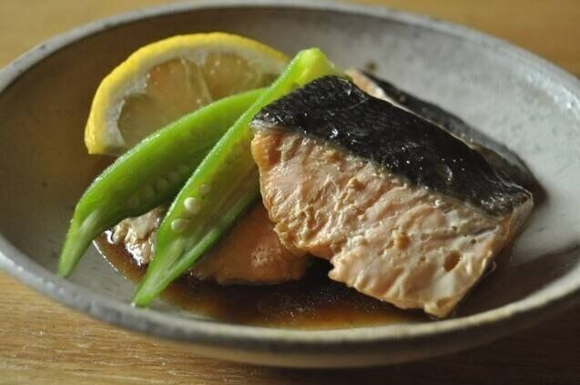 シャケのだししょうゆ漬け（さけ）