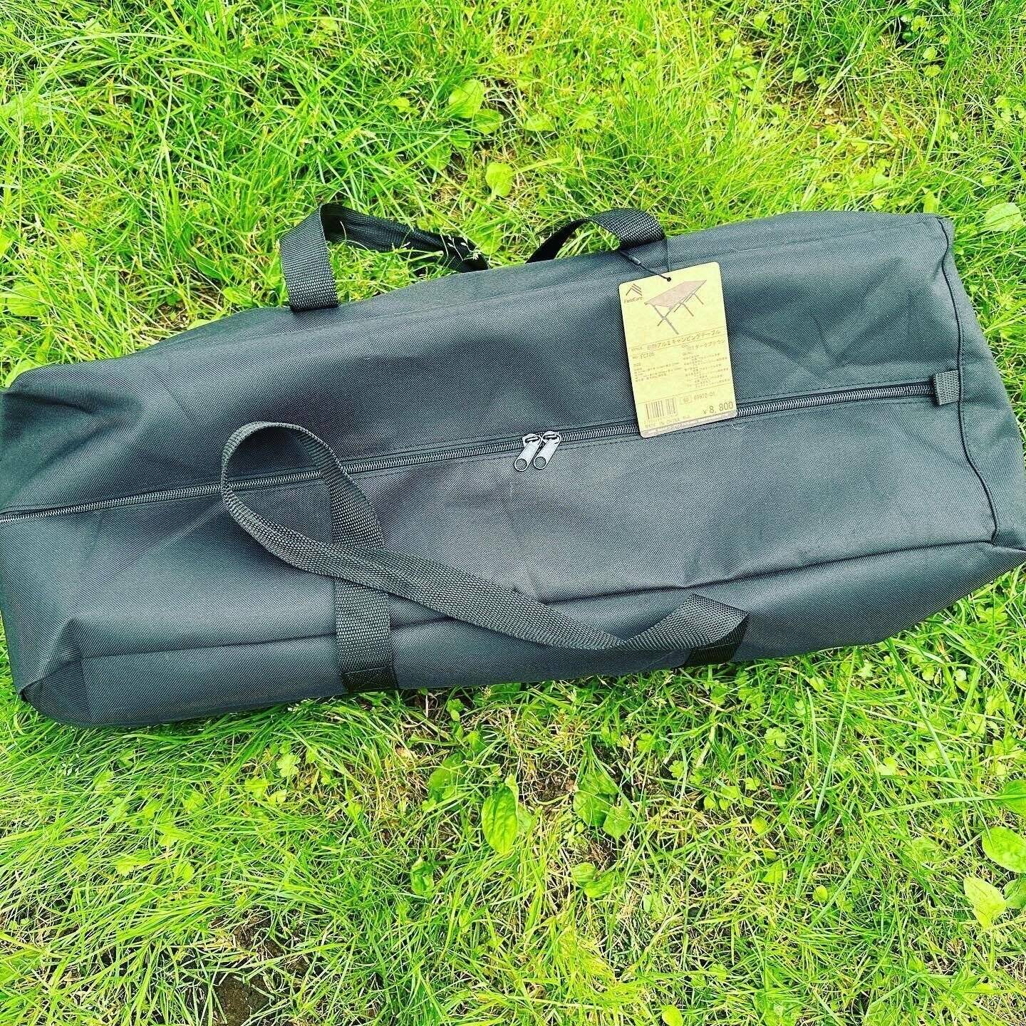 ひとつ持っておくと便利！「耐熱アルミキャンピングテーブル」