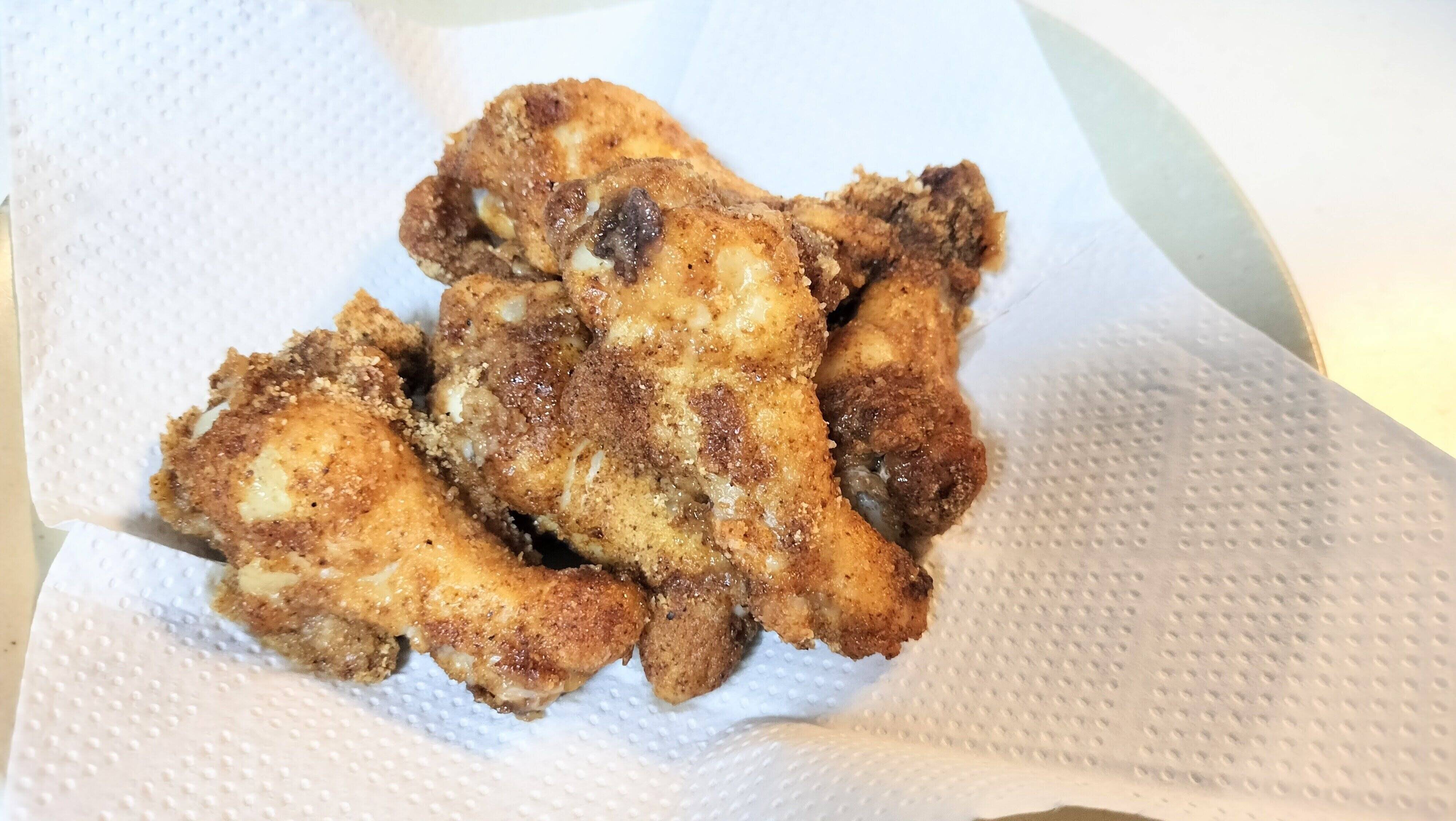 完成した手羽から揚げの様子