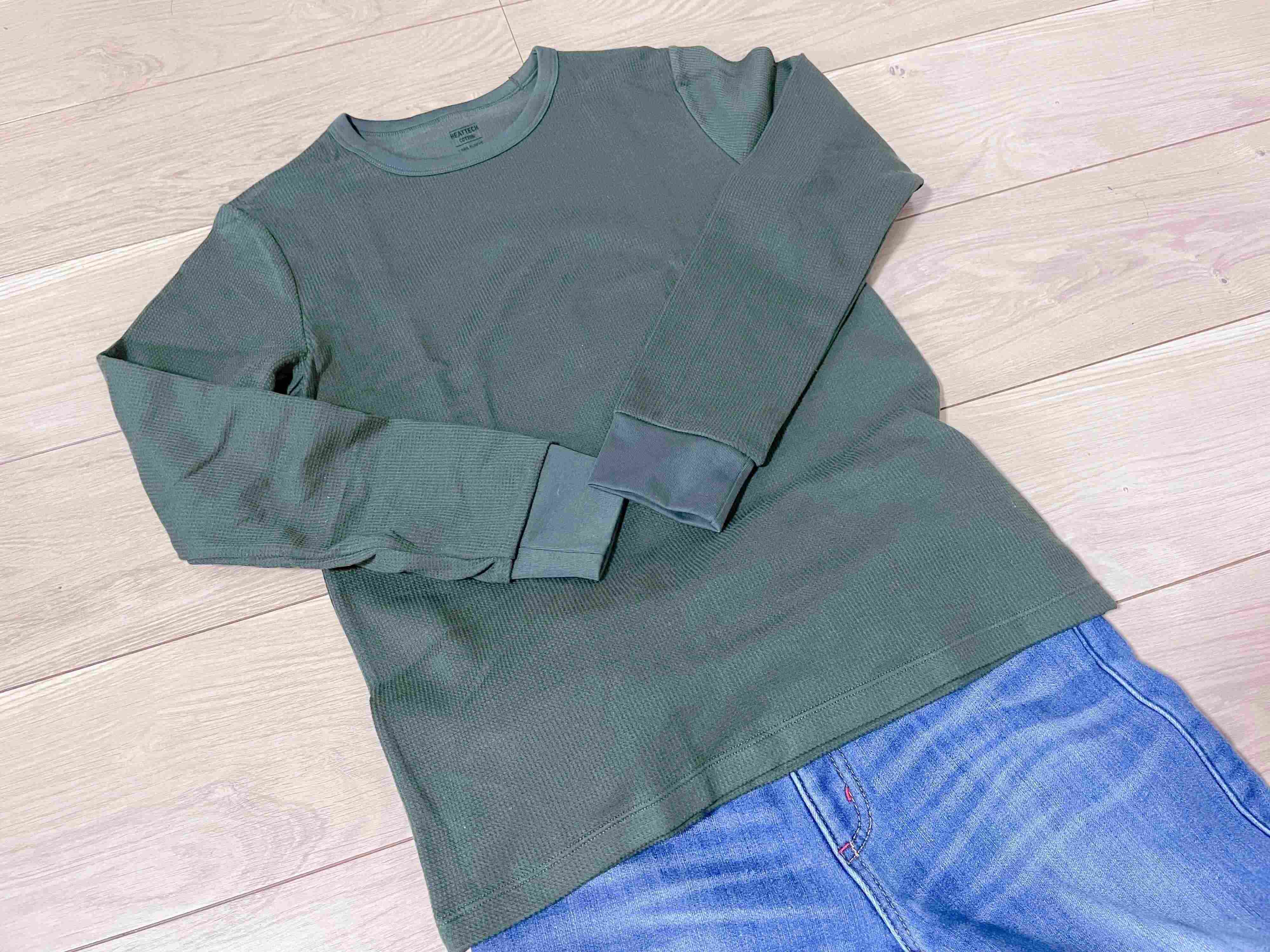 下着にもカットソーにもなるヒートテック