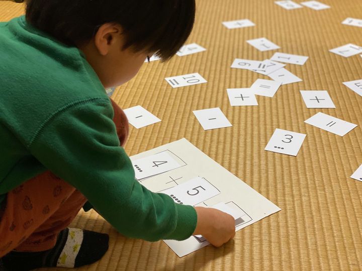 印刷代だけでok 休校中の子どもが遊び感覚で夢中になる カルタ風数字カード の学習アイデア サンキュ 印刷代だけでok 休校中の子どもが遊び感覚で夢中になる カルタ風数字カード の学習アイデア サンキュ