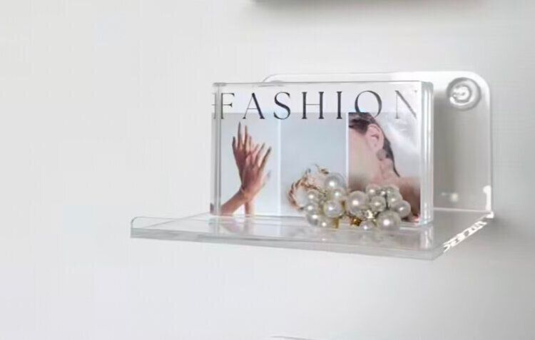 アクリル壁面ラックスクエア