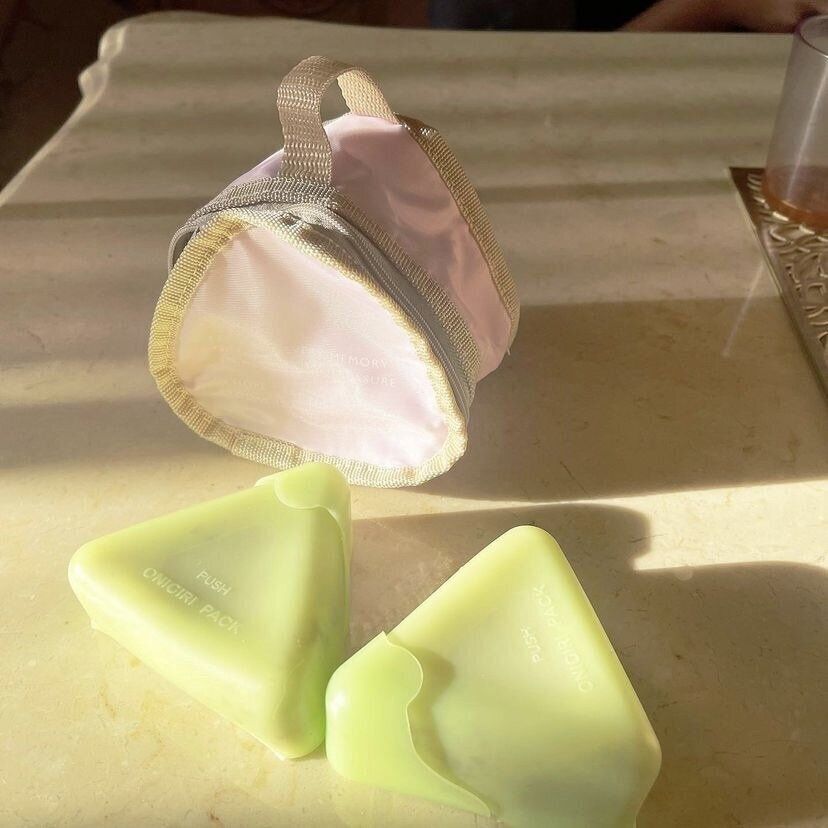 ラップ不要でおにぎりがつくれる！