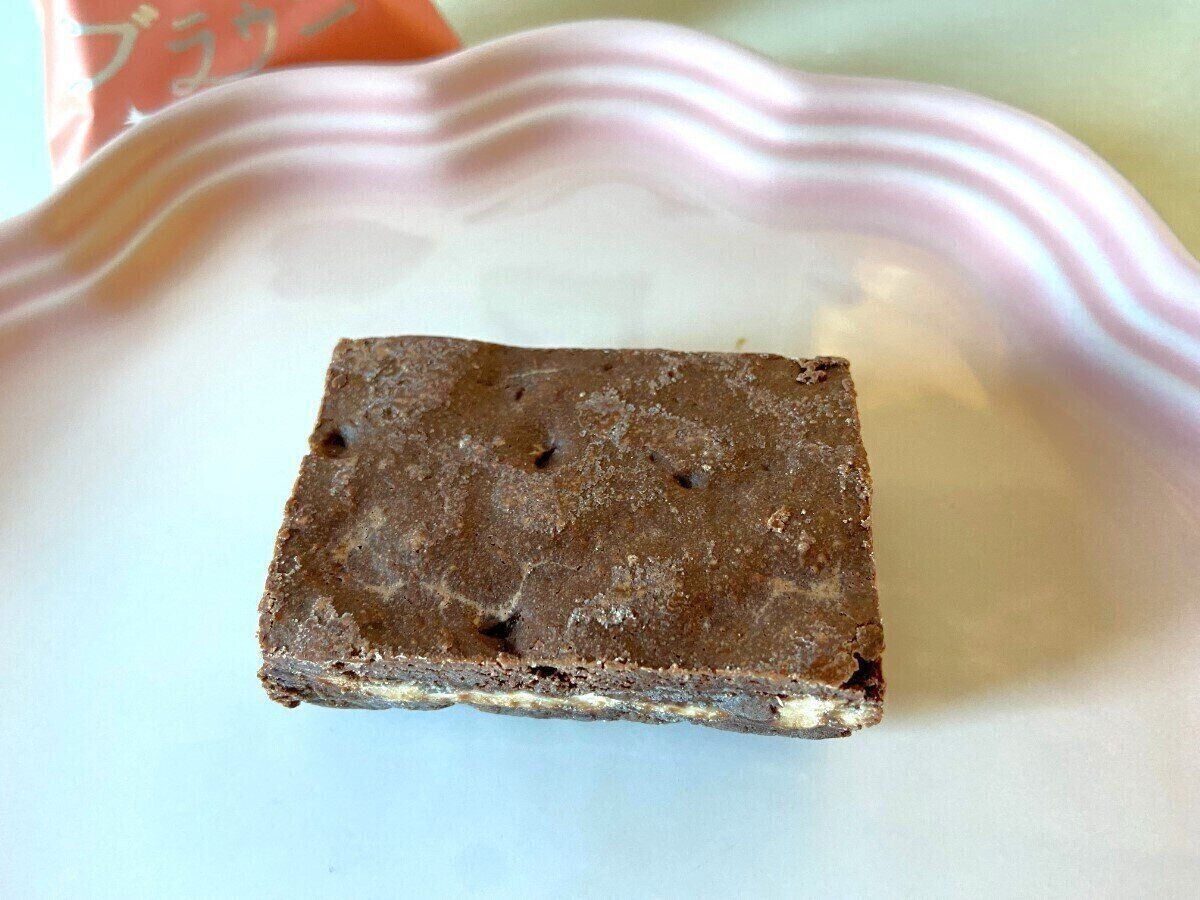 イチゴミルクブラウニー