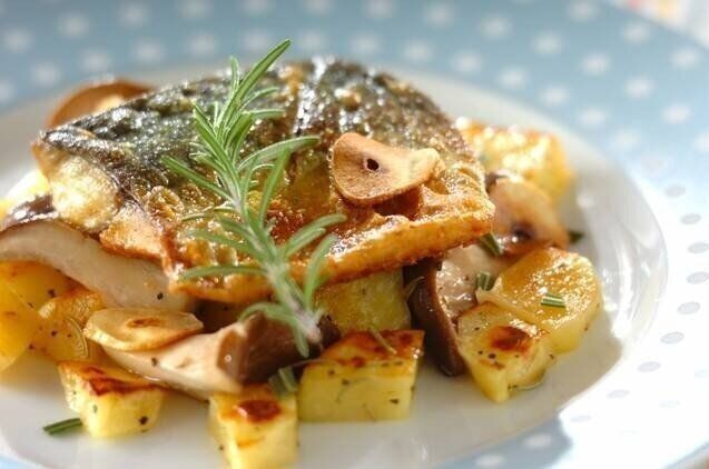 エリンギ入りサバのカレーソテーポテト添え