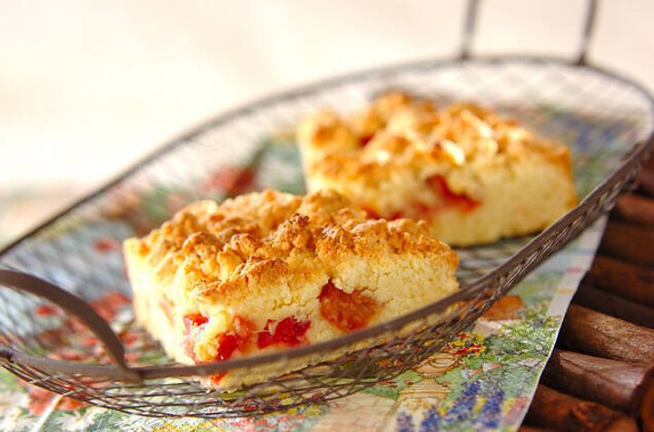 マンマの手作りルバーブのケーキ