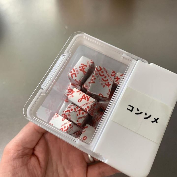 【ダイソー】引き出しにぴったり!上から見える調味料 ストッカー