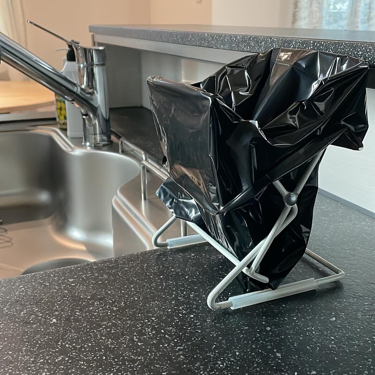 【3coins】何役にもなる！「ダストホルダー」