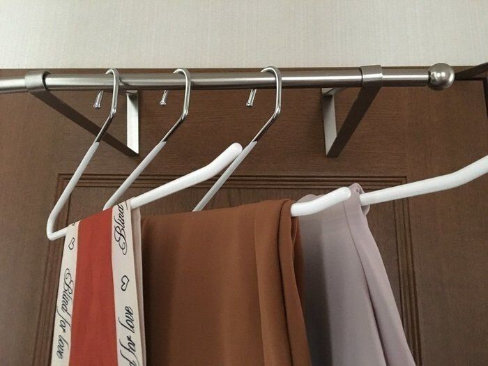 すべりやすいスカーフをかけるのにもピッタリ！