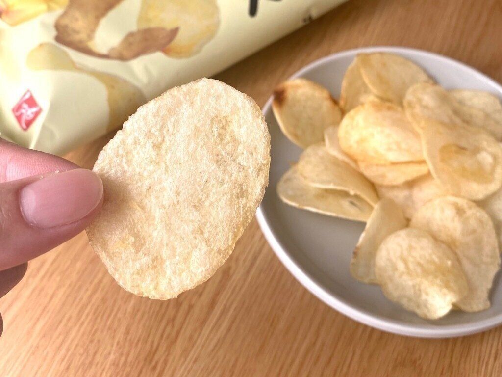 北海道でつくったポテトチップスしお味