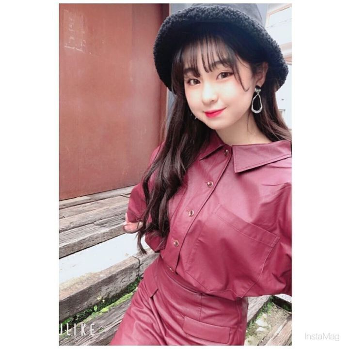 小学生女子も納得のキュートなヘアスタイル。ロングヘアにはシースルーな前髪をオン!