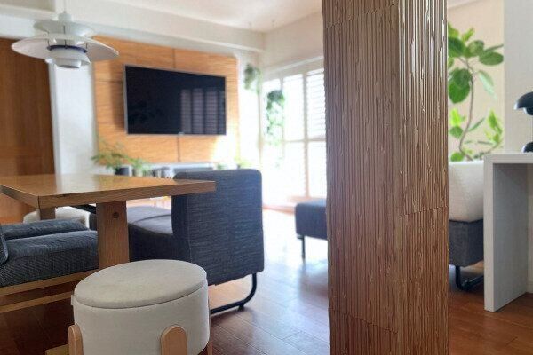 収納に頼らずスッキリ整ったリビングダイニング