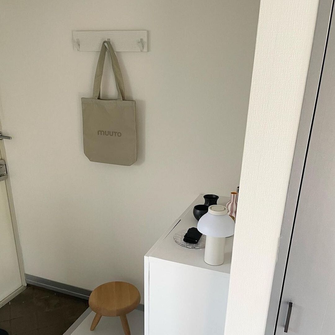 床置きしがちなものに定位置をつくれる