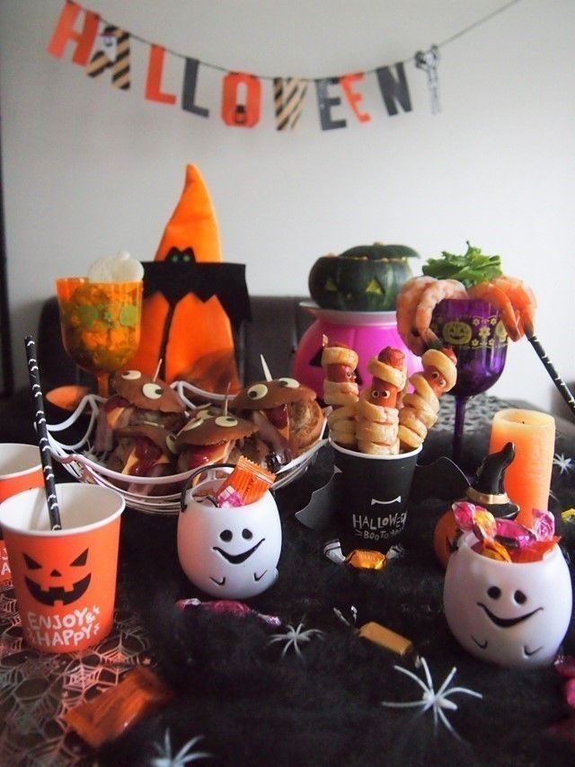 今年もぜ んぶ100円 セリアでハロウィンテーブルコーディネート サンキュ