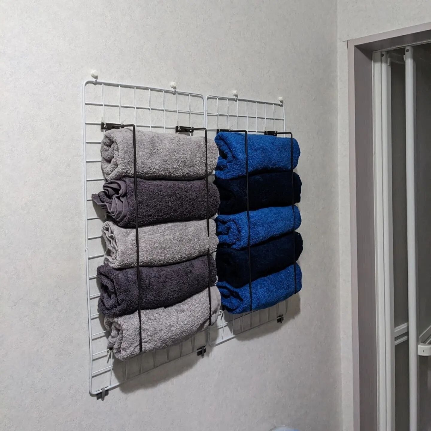 100均アイテムでタオル置き場をDIY！