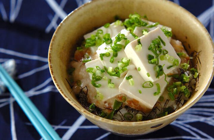ナメタケと長芋のトロトロ豆腐丼