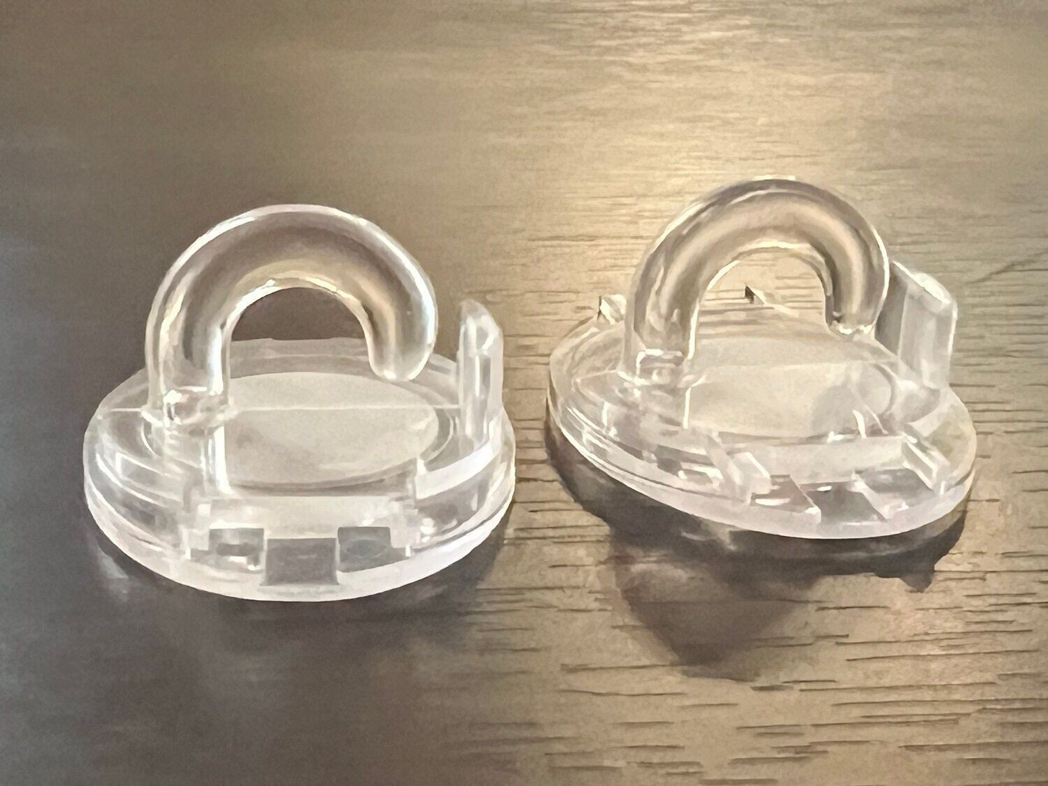 ダイソーで見つけた「きれいにはがせる天デコフック」は優れもの！