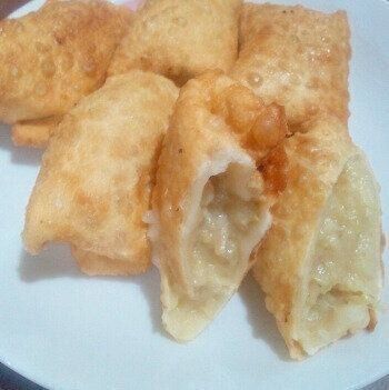 シチューをリメイク☆ミニクリーム春巻き