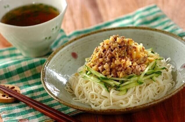 肉みそ素麺