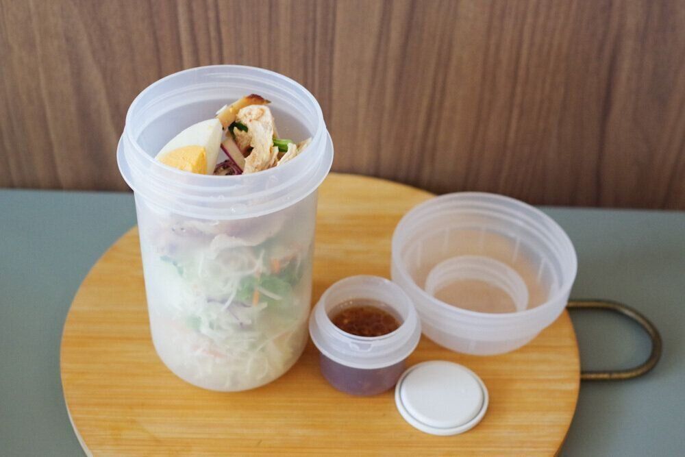 【無印良品】盛付けのストレスなし！サラダや冷やしうどんもOK！「ハイスペック縦型弁当」活用法