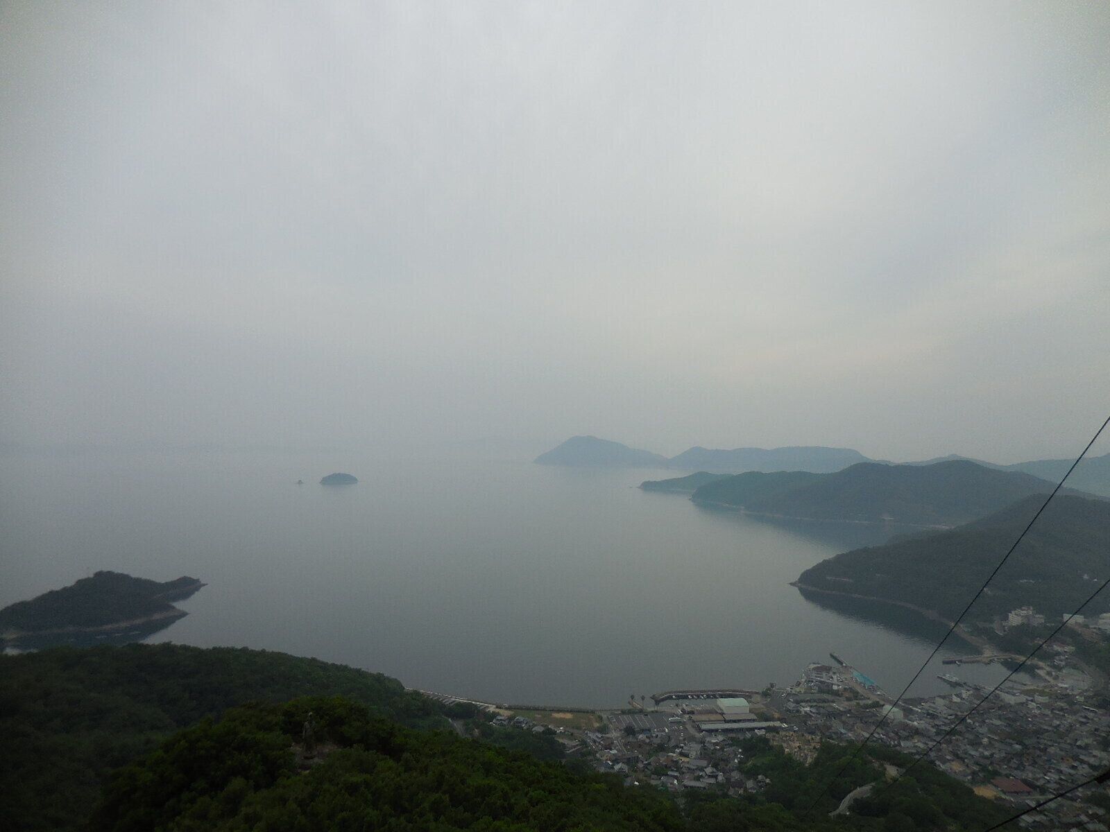 高台から見下ろした海