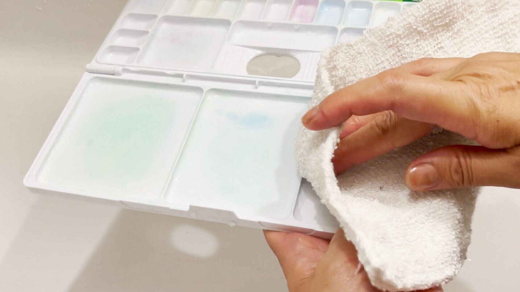 水気を拭き取る