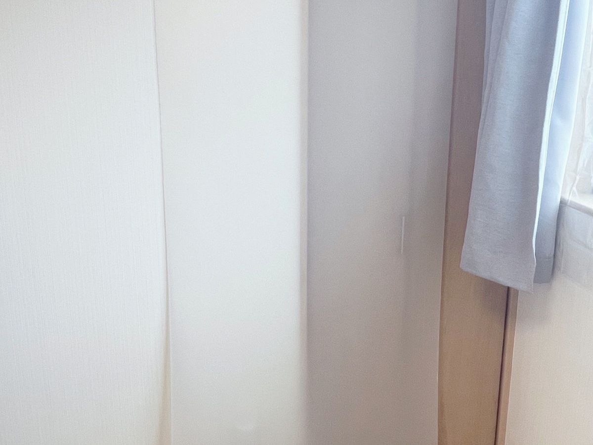 1枚195円の大判プラダンを使って窓周りをDIY