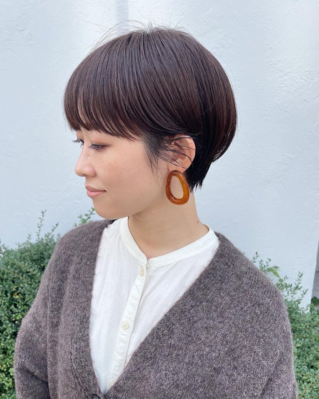 面長をカバーして美人40代に！面長に似合うショートヘア