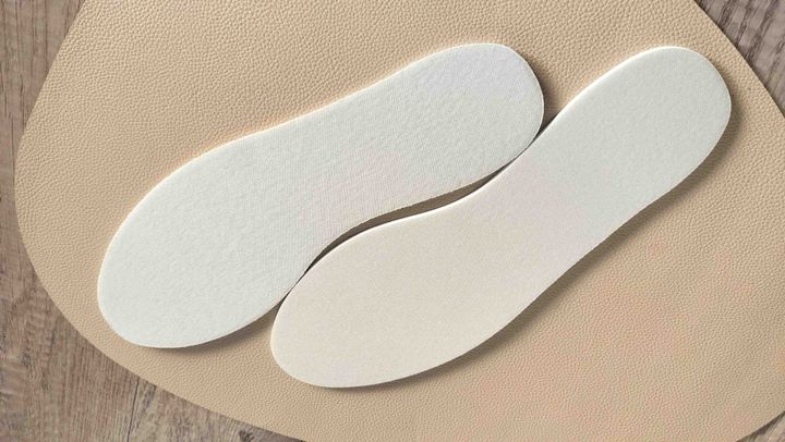 さらさらな表面のインソール