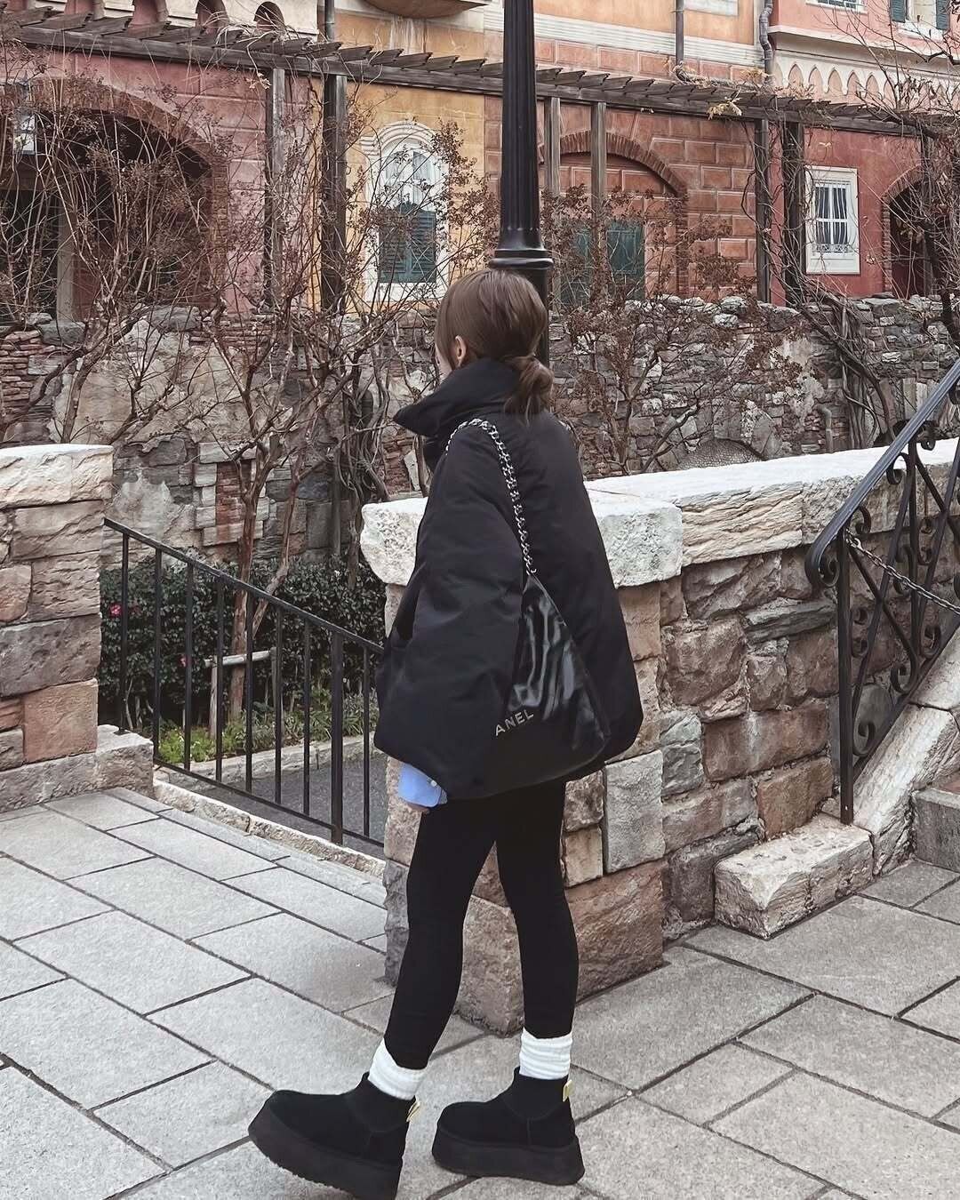 【ユニクロ】待望の「復刻ダウン」が話題！4年愛用しているオシャレ賢者も