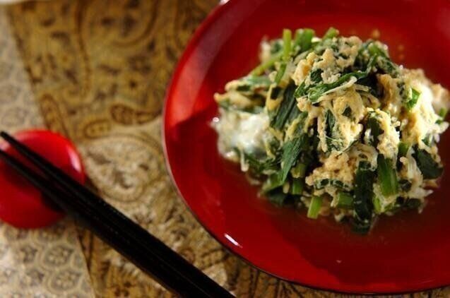 ニラとシラスの卵とじ