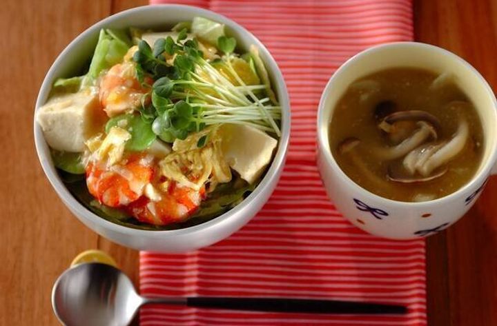 エビとソラマメの卵あんかけ丼