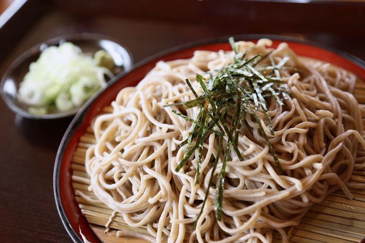 管理栄養士監修 賞味期限切れの 蕎麦 そば は冷蔵保存でいつまで食べられる サンキュ 管理栄養士監修 賞味期限切れの 蕎麦 そば は冷蔵保存でいつまで食べられる サンキュ