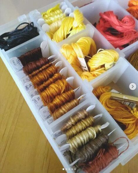 糸巻がダイソーの収納ケースにシンデレラフィット