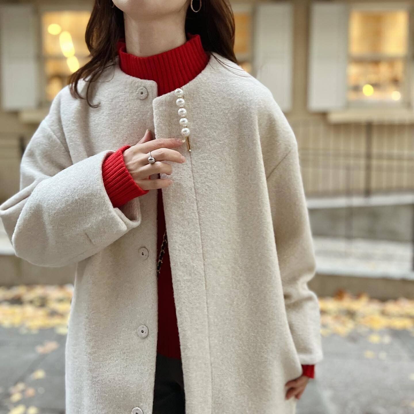 ママ友との集まりに！今年らしさ満点の華やかコーデ