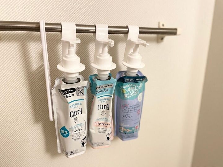 シャンプーなどを直置きしない