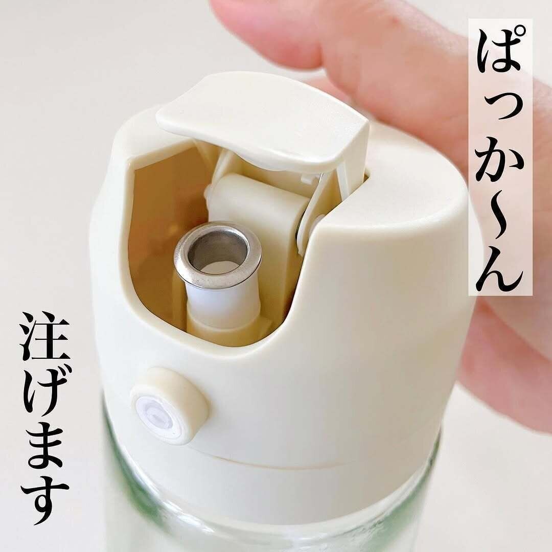 まさかの激似商品!?キャンドゥ「オイルボトル」