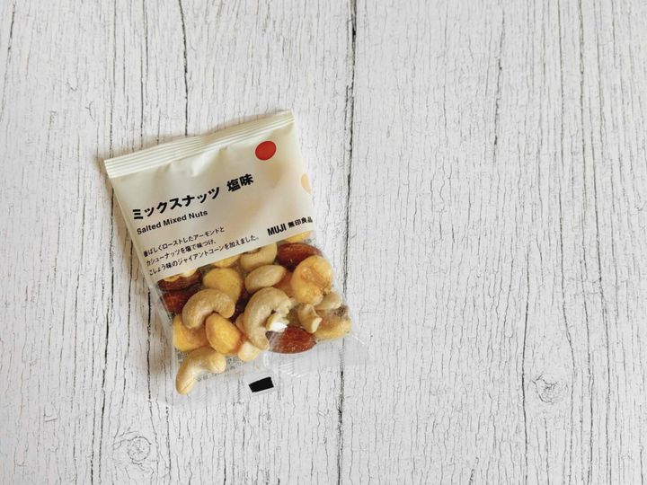 3.ミックスナッツ 塩味