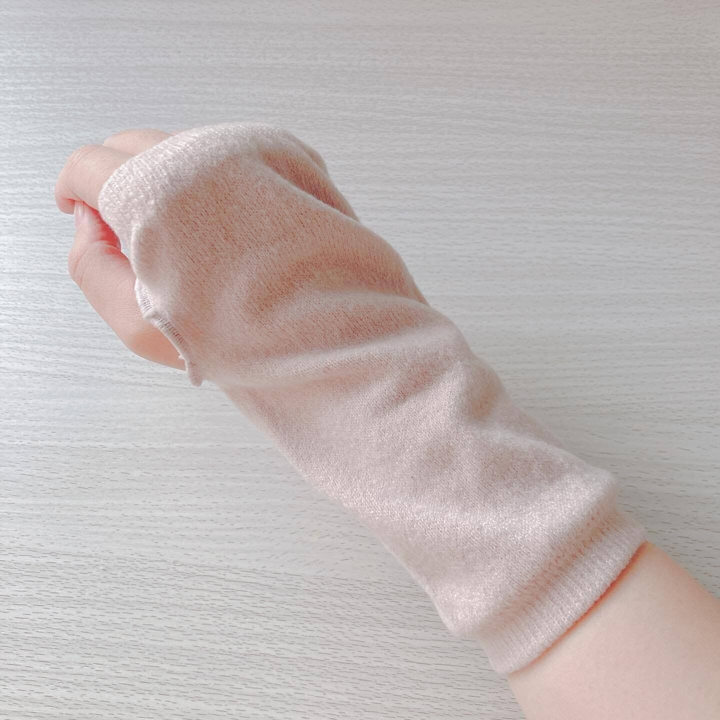 【セリア】肌触り抜群！トレンド感もあるアームウォーマー