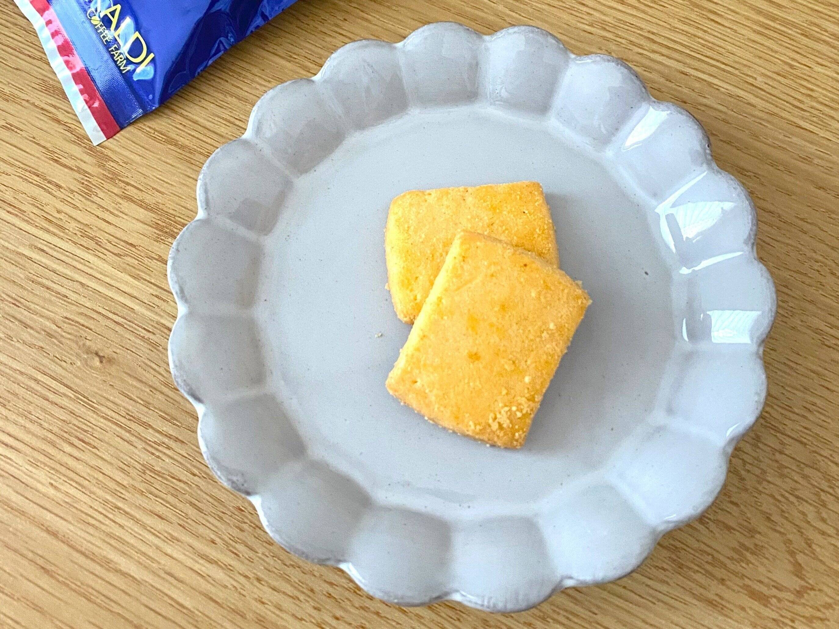 おつまみクッキー　パルメザンチーズ