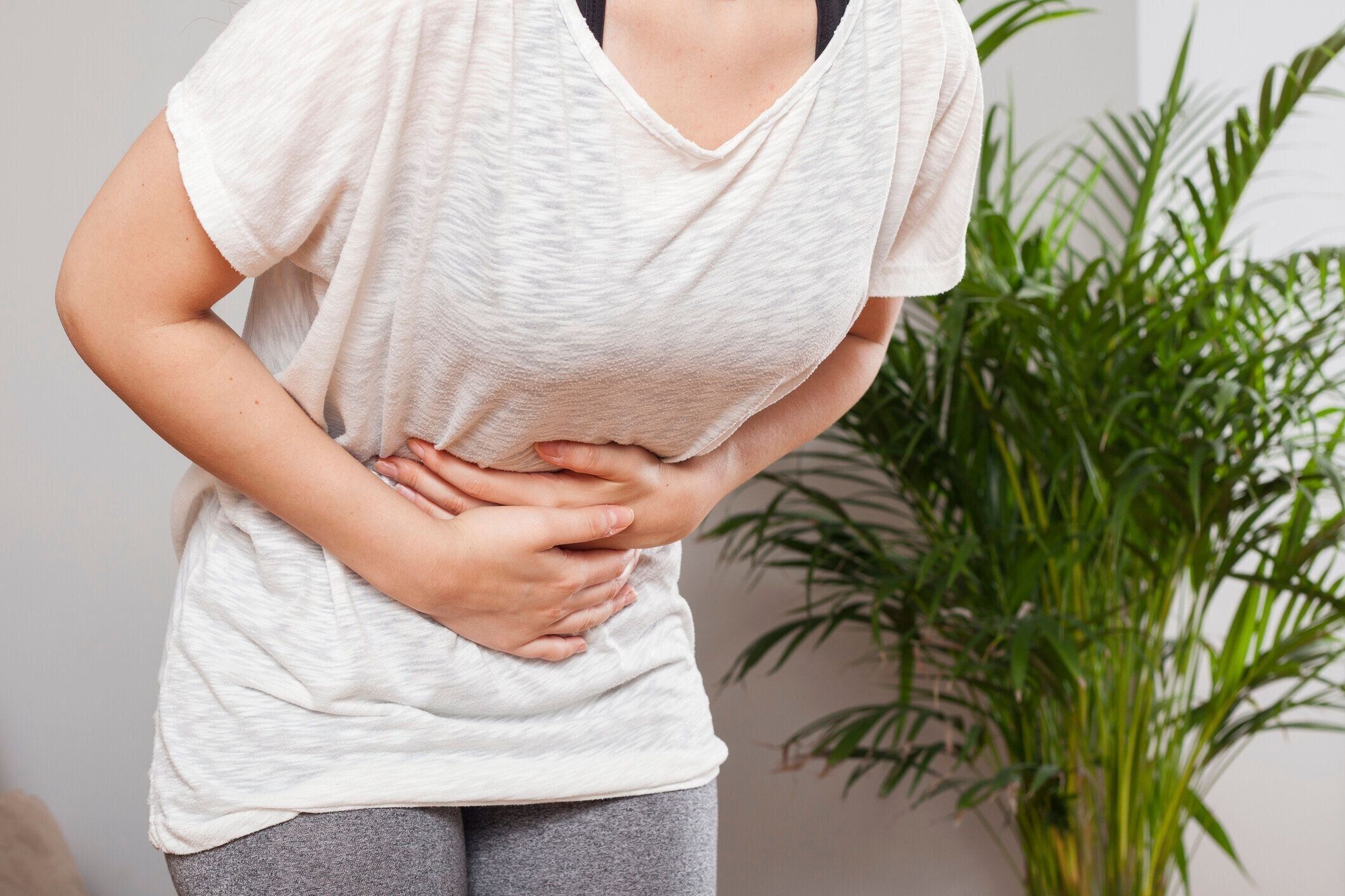 若い女性は胃が痛い