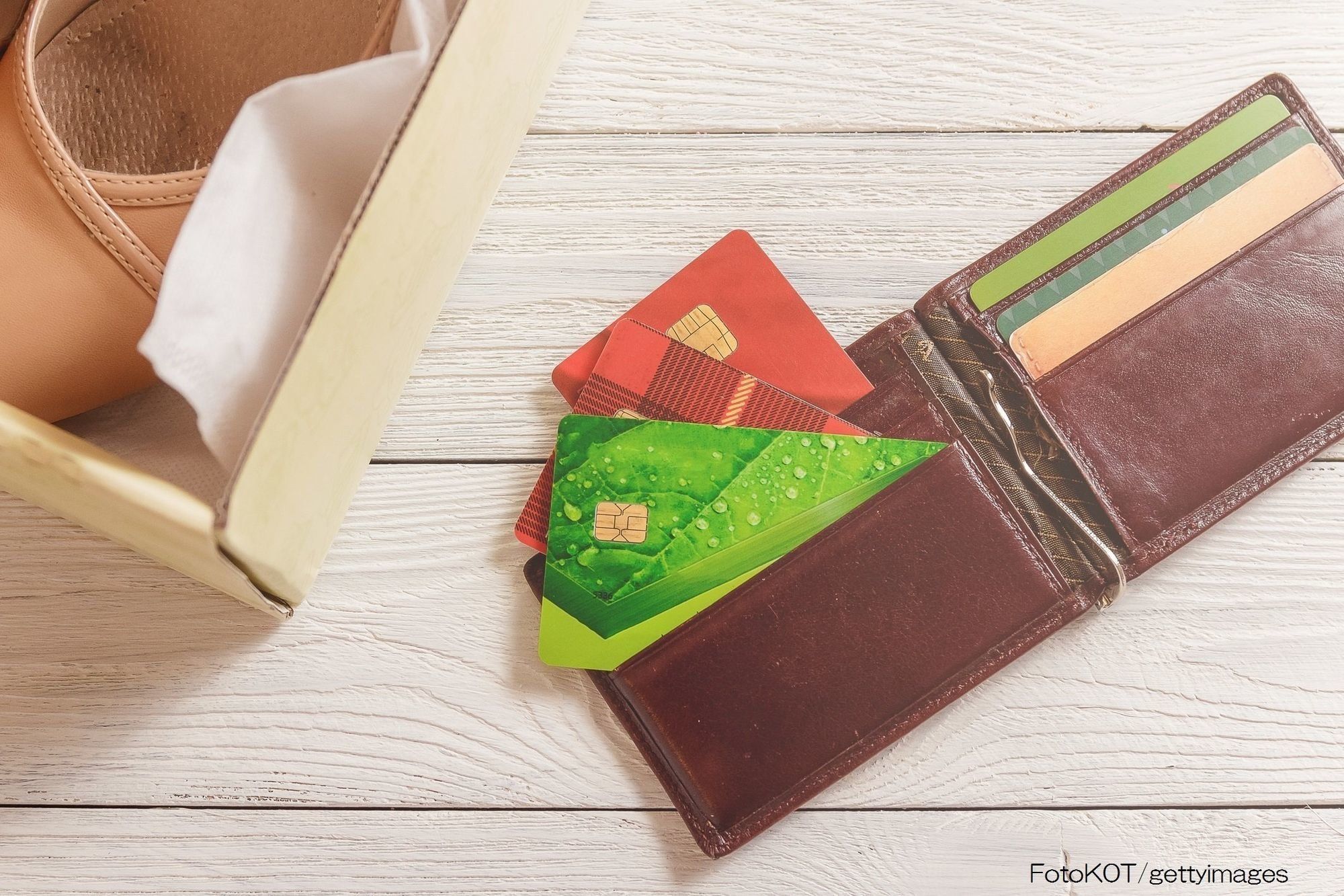 金運アップのために 使い終わったお財布は捨てる 残す Dr コパの風水解説 サンキュ