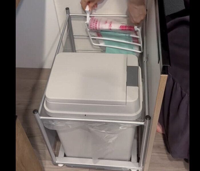 【ダイソー】プチストレス解消！ゴミ袋ハンガー