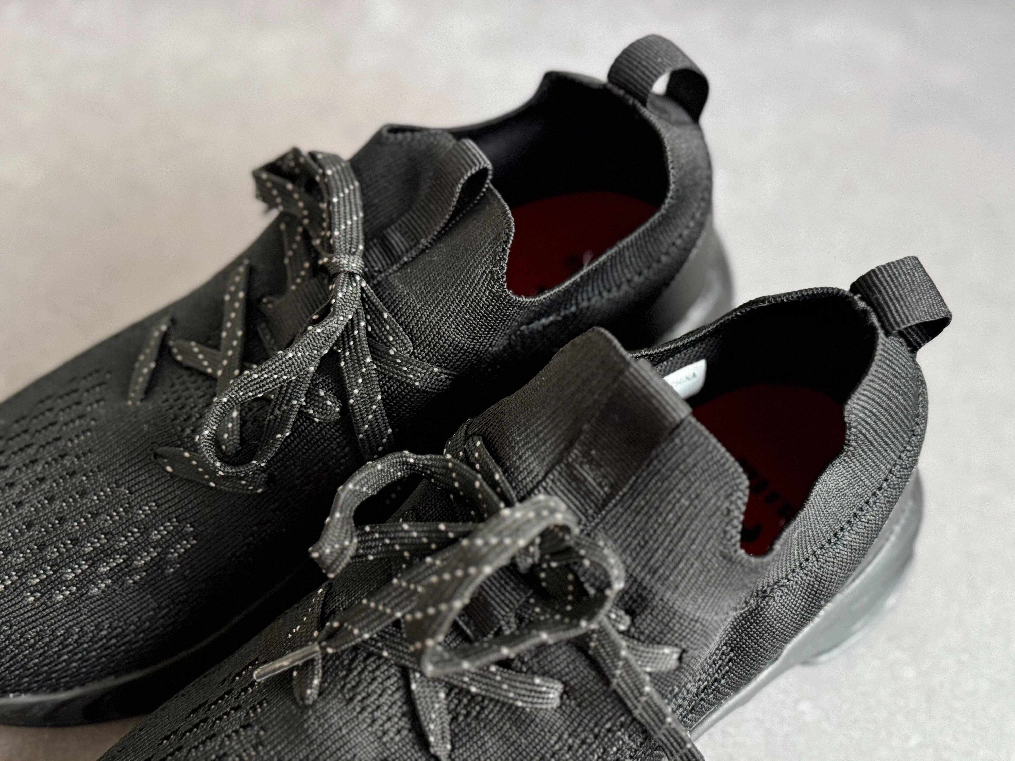 2．柔らかい素材で足にフィットしやすいから