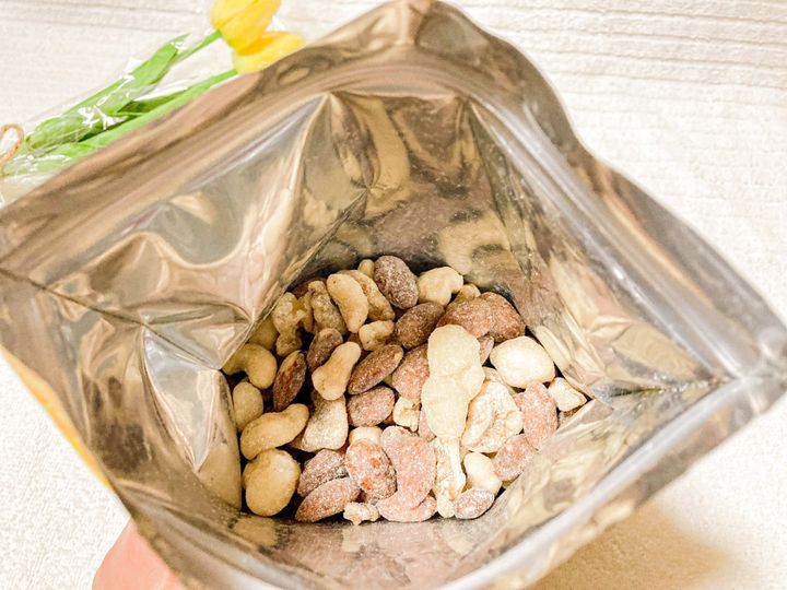 コストコのハニーバターミックスナッツとは 魅力やカロリーについても紹介 サンキュ コストコのハニーバターミックスナッツとは 魅力やカロリーについても紹介 サンキュ