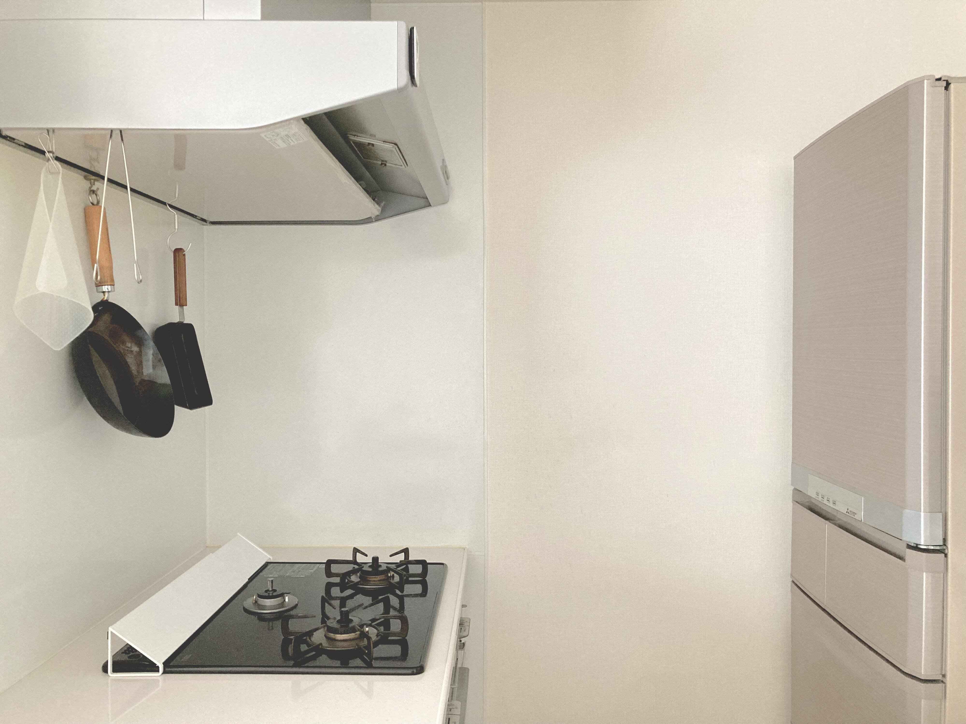 コンロ周りにものを置かない